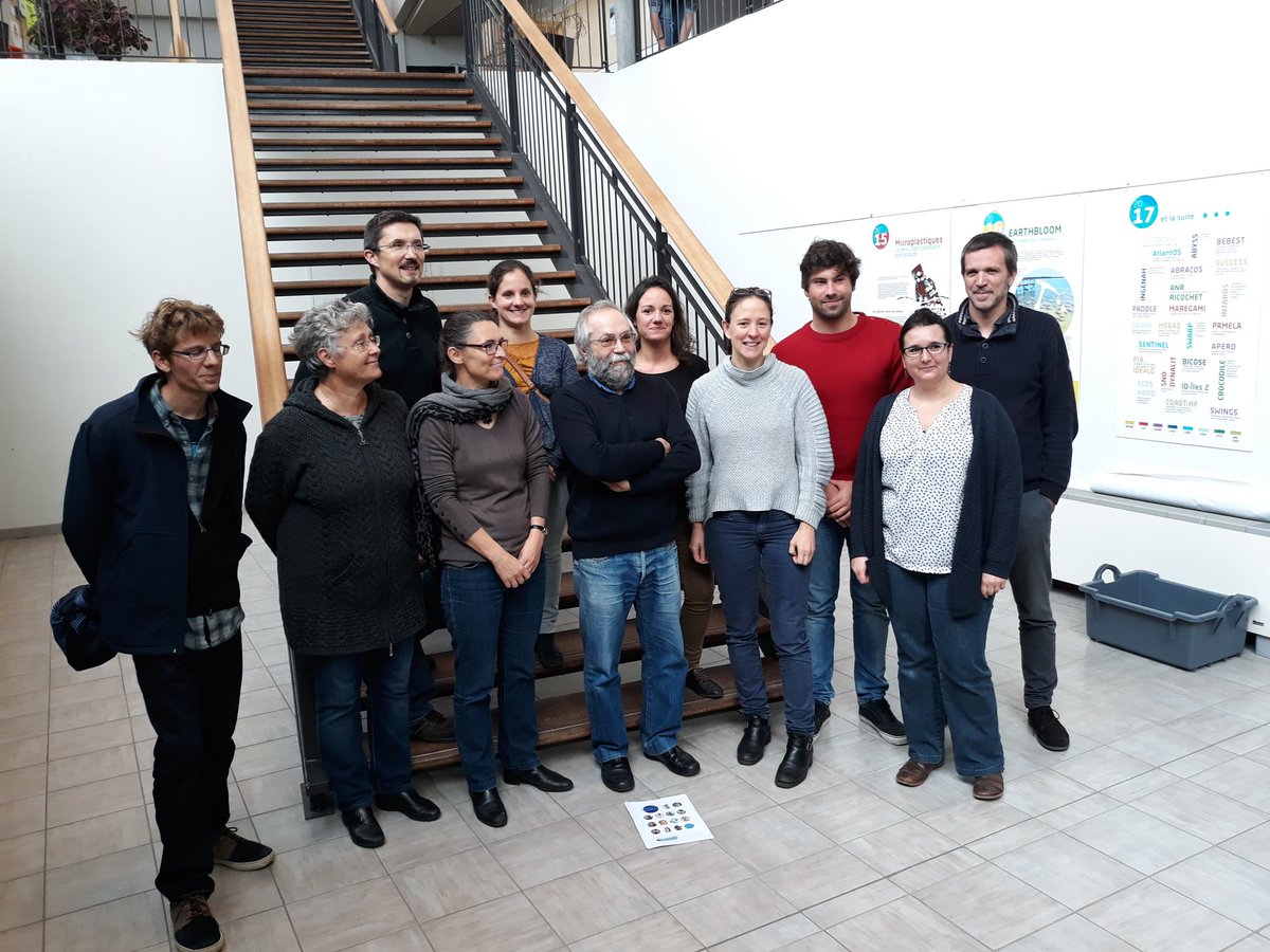 LemarLab's tweet photo. @LemarLab accueille ses nouveaux permanents. Bienvenue à tous! https://t.co/mrdjN4sE1m