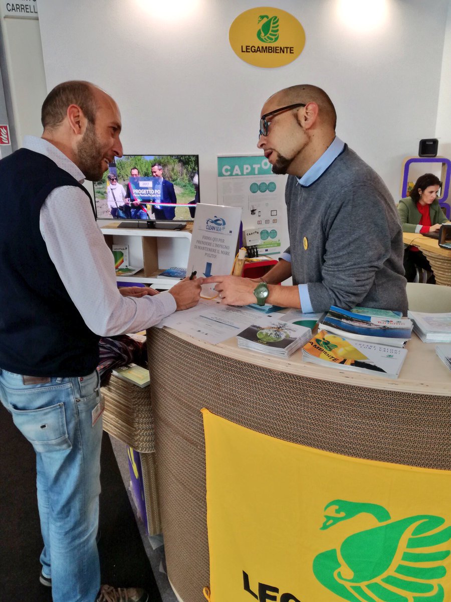 captor_air's tweet photo. Anche #CAPTORproject arriva a @Ecomondo con @Legambiente. #citizenscience per un’ aria pulita! https://t.co/cIcHPa10Pa