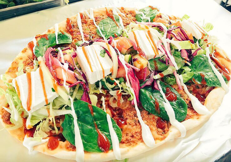 ILahmacun's tweet photo. Find @ILahmacun this weekโฃ๐
THU: #CowcrossPlace #Farringdon
FRI: #NantesPassage #Spitafields
SAT: #DukeofYorkSquare #Chelsea
โค๏ธ #Lahmacun #mouthwatering #Wrappizza #Salads #LoveLondon #Thursdaythoughts #Fridayfeeling #saturdaymorning #Lunchsorted https://t.co/Oy5dsqoE3S
