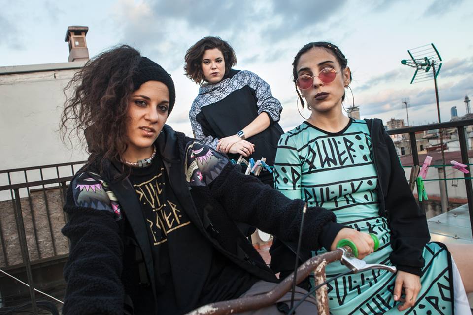 TribadeRap's tweet photo. Gracias por el amor que está recibiendo el clip. Ayer estuvimos de huelga general pero hoy os damos las gracias. 1Love <3 @MasivaLulla @BittahVLK https://t.co/5PbD3Dwd6f