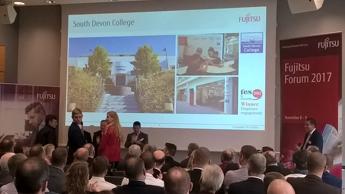 MarisaConnolly's tweet photo. A well deserved round of applause for our #OperationInnovation winners @sdcollege in the breakout session from @AshMerchant1 #FujitsuForum https://t.co/fFuehn865q