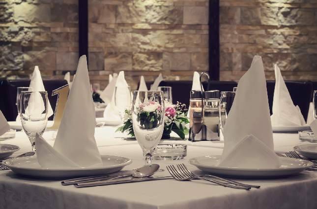 ParamountScot's tweet photo. Recruiting a Food &amp; Beverage Manager, 3 AA Rosette #Scotland £30k, #winelover #finedining #FoodService #Michen #foodporn #Hospitality https://t.co/d1CsWvVs40