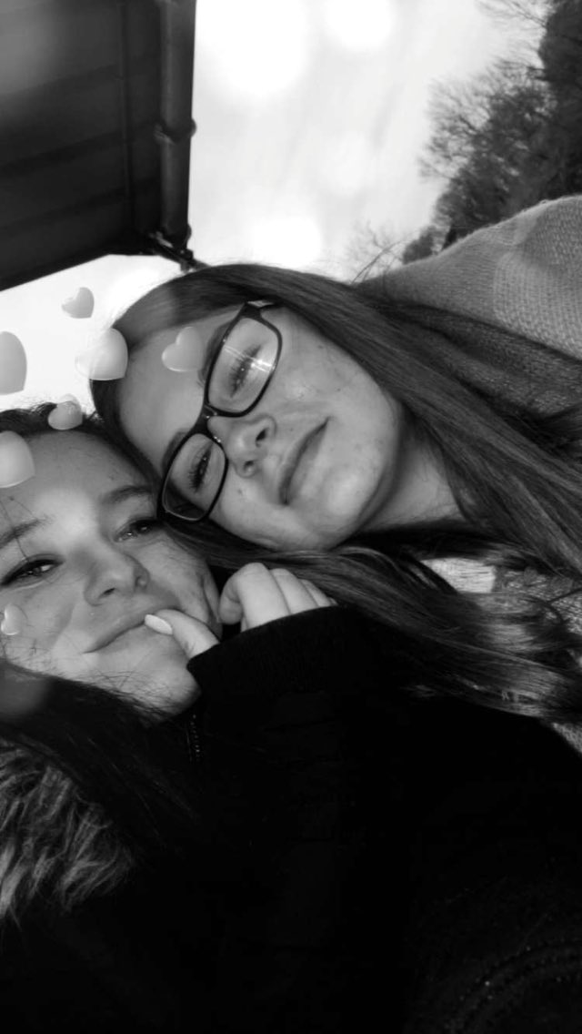 maelle_dbf's tweet photo. 6 mois 💓 https://t.co/qbVCoJIQ4X