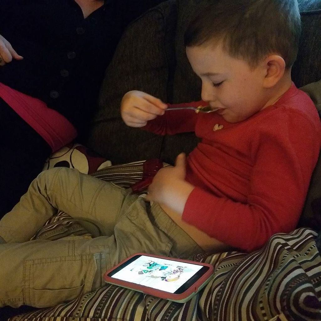 wafflesundaypod's tweet image. Just doing morning things. ift.tt/2hWKiFQ