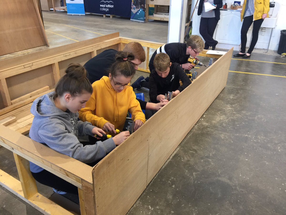 MrMarshallCDT's tweet photo. CABEC Challenge activity 2. Laying joists. #TeamLAC @Linlithgow_Acad https://t.co/1b9gj3pgaN