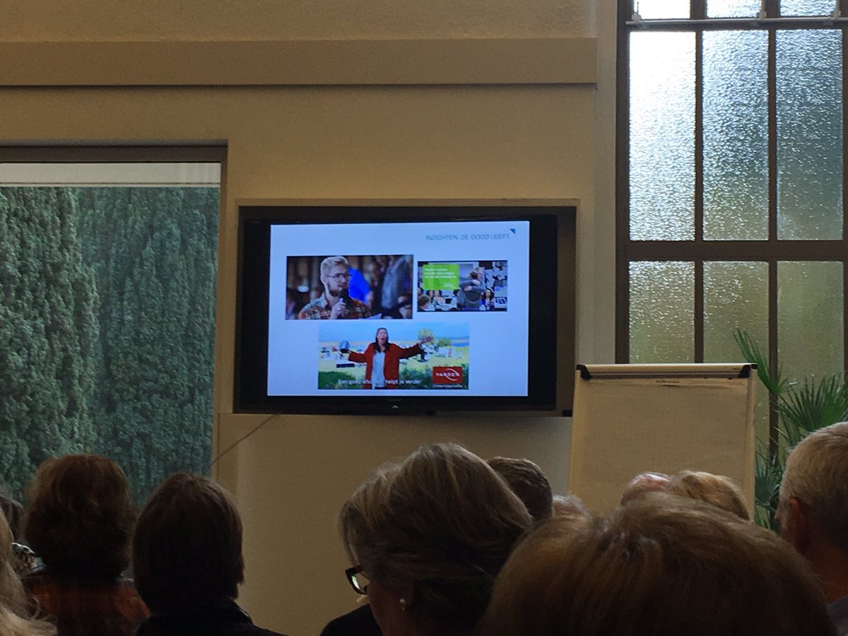 MiekeVerkuil's tweet photo. Jurre Plantinga van #isuemakers over basis(beginselen) van PR &amp; Communicatie #LOB studiedag https://t.co/q5xevrcgHk