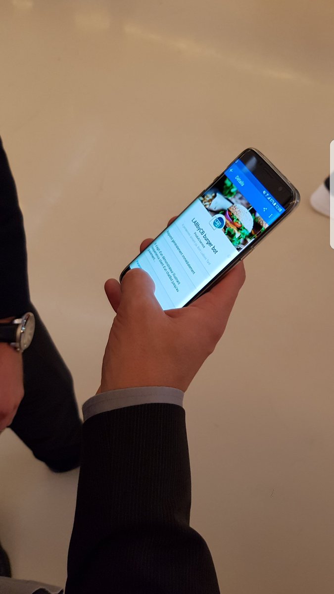 SalimToukmidine's tweet photo. Il est 12h au #Tech4Retail, utilisez notre #Chatbot pour commander votre repas ! #burgerbot @WorldlineFrance @happychicgroup #labbycb https://t.co/M9tlUQe2EA
