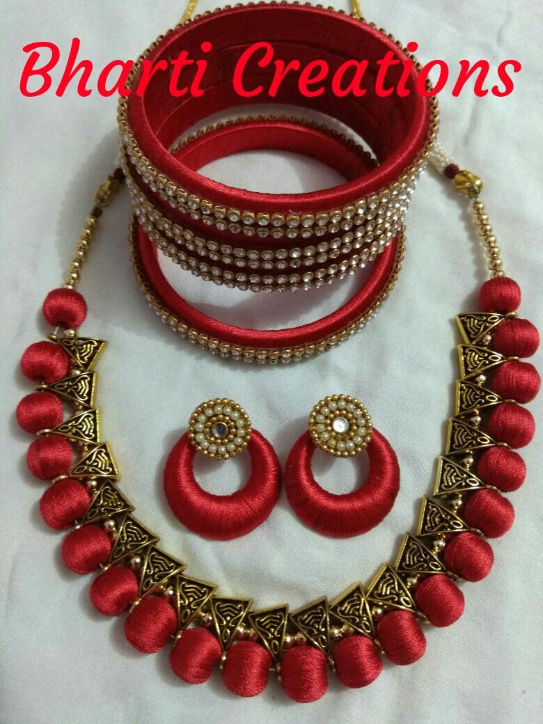 BC_SilkThread's tweet photo. Silk thread red colour bail necklace set, a unique collection for #women. 

Place your order now in WhatsApp @9979081686

#SilkThread #Jewellery #SilkThreadJewellery #NecklaceSet #Bangles #Earrings https://t.co/GfXgoGj34b
