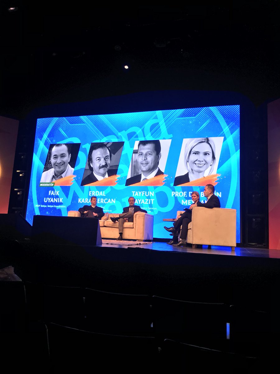 alper_ozkorkmaz's tweet image. etkinlik boyunca duyduğum en etkileyici cümle; “dünyada henüz kullanılmayan kaynak; kadın!” @ErdalKaramercan #LegendsOfEntertainment