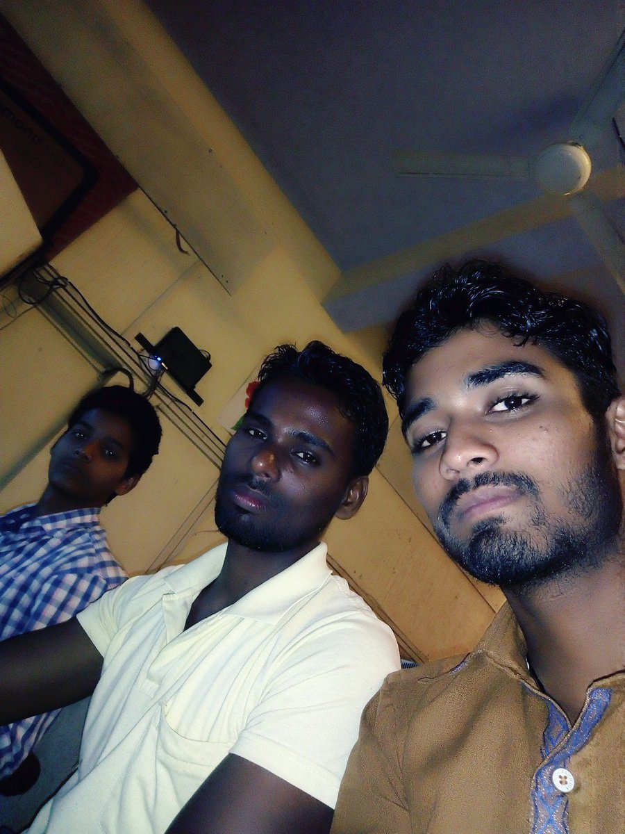 SRatan79's tweet photo. My friends.... https://t.co/AHAhYDj2n5