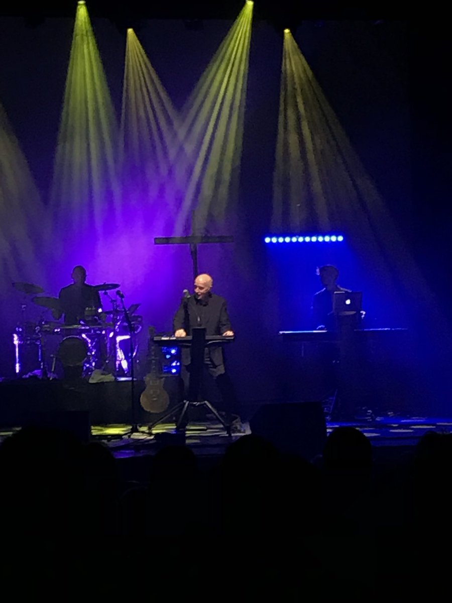 mobyrik's tweet photo. @midgeure1 Outstanding set at Torquay. What a performer and worked the room brilliantly.
#dancepolice https://t.co/c0ptvqkcGZ