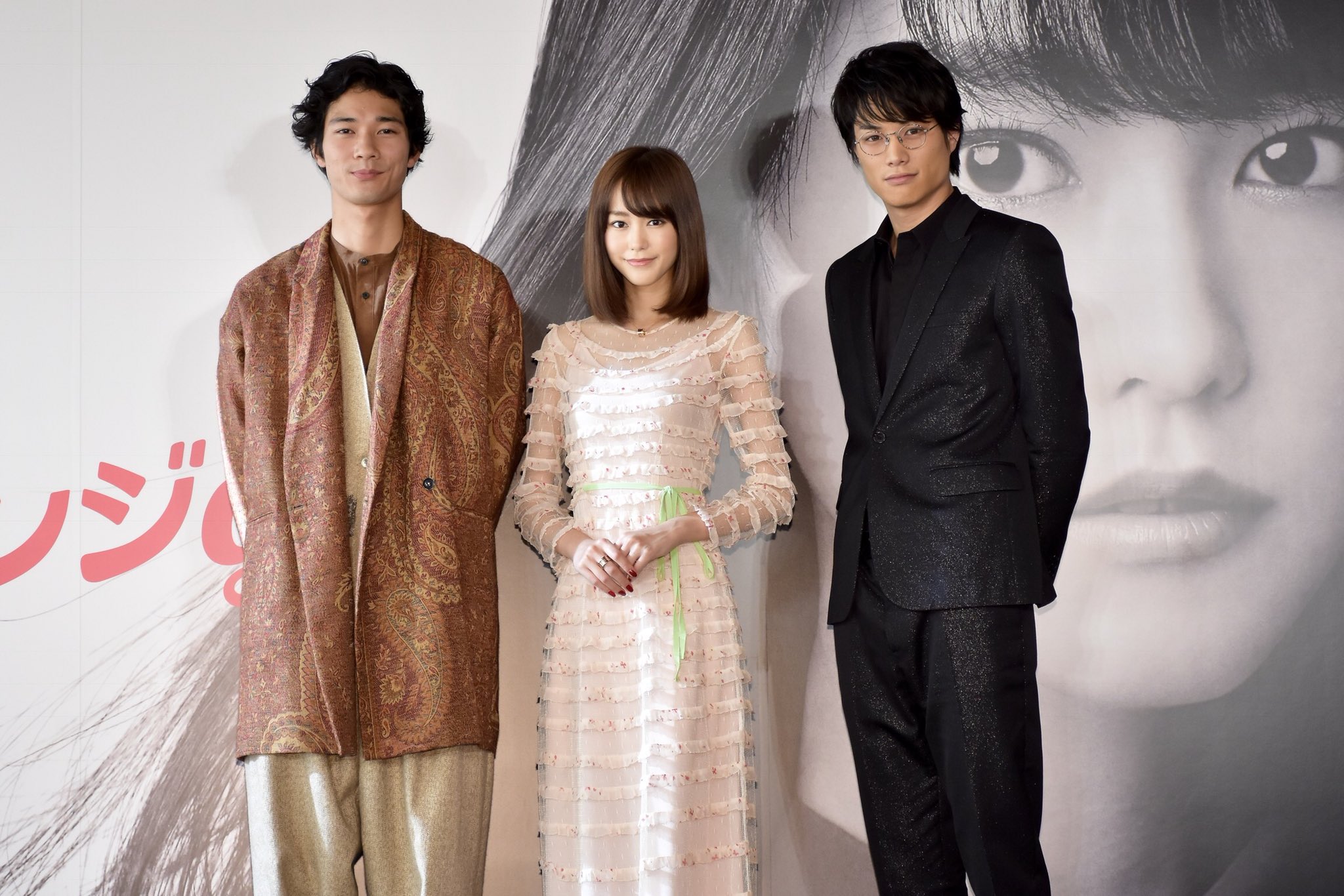 ムービーコア 映画 リベンジgirl クランクアップ会見withブルガリ 桐谷美玲 ネックレス を 多くの人に見られながら後ろから付けてもらうのは恥ずかしい と大照れ T Co B9pffxwvhe 鈴木伸之 清原翔 T Co Vs0jgrbuhl Twitter