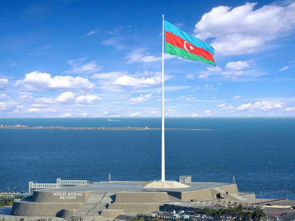 AlimAliyev12's tweet photo. Bir kere yukselen bayraq, bir daha enmez #9noyabr https://t.co/iKtZ8oCpOx