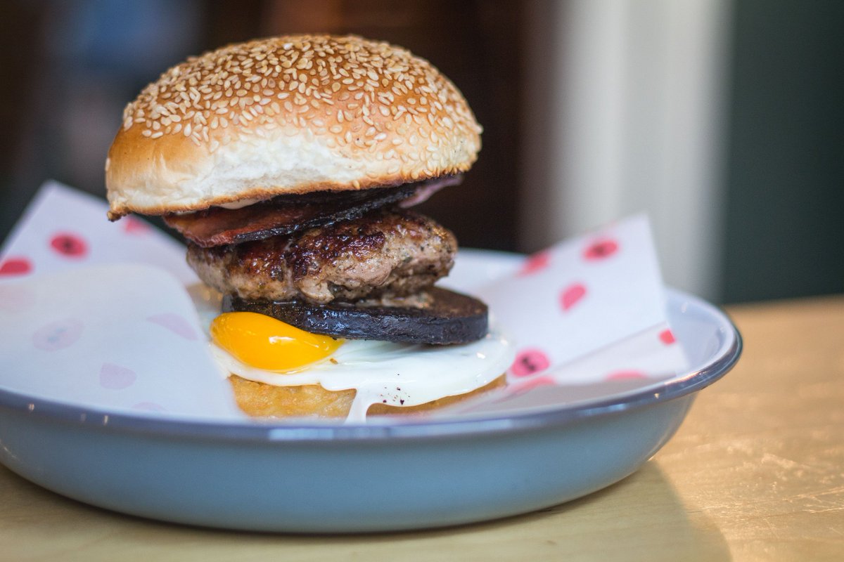 Weekday breakfasts don't need to be boring! Nab this tower of tasty from <a href="/pigstyuk/">Pigsty</a> &amp; coffee and live your best life bit.ly/2ztTQQc