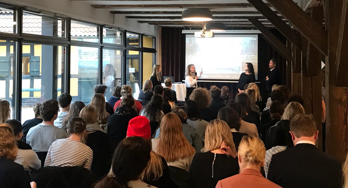 “Let’s start thkng: What’s in it for everybody, instead of what’s in it for me” <a href="/FlemmingRafn/">Flemming Rafn</a> at BLOXHUB Mornings <a href="/c40cities/">C40 Cities</a> <a href="/IFHP/">IFHP</a> @DACdotDK