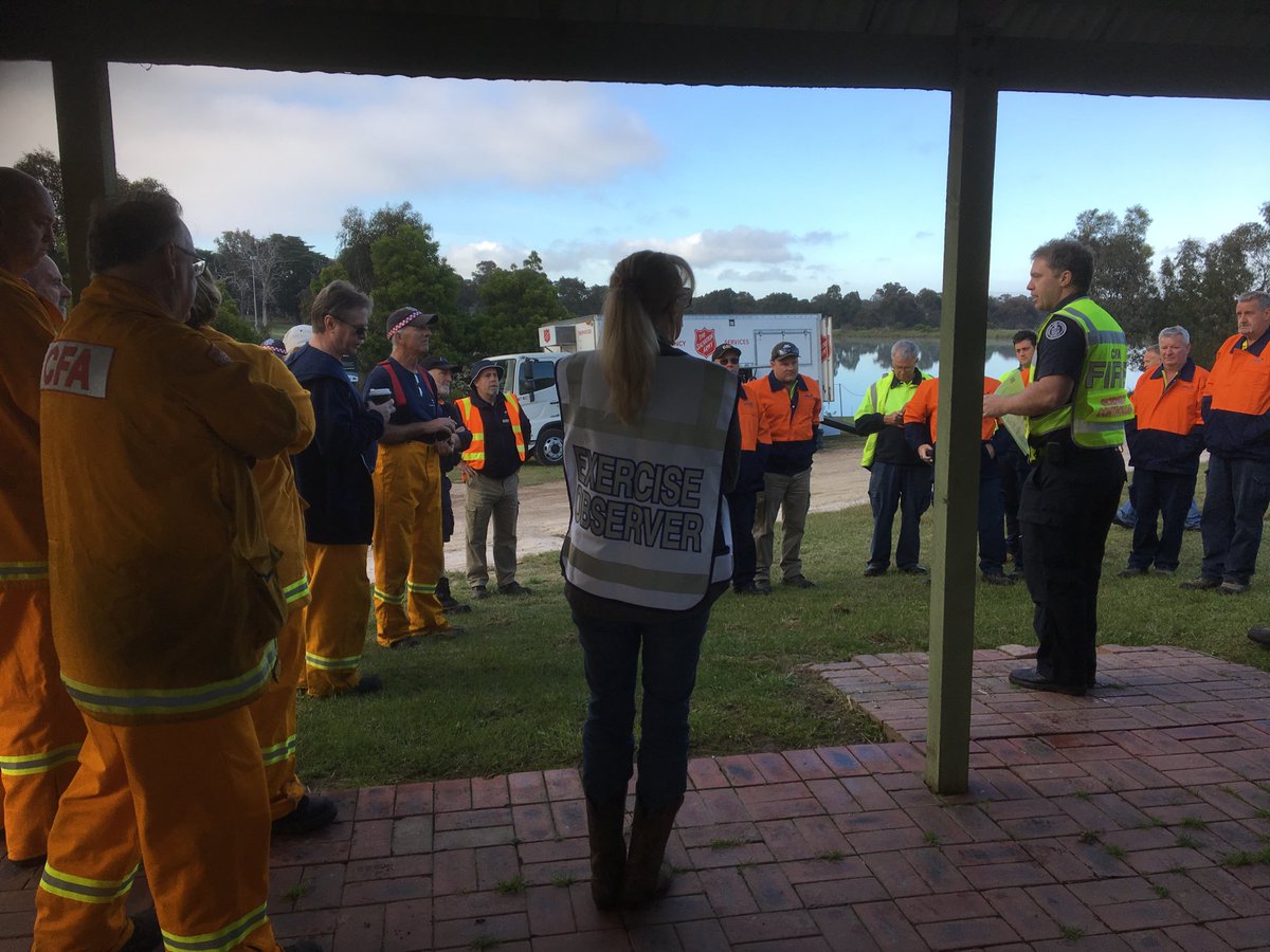 ajustinmurray's tweet photo. #cfa #SalvationArmy and Nillumbik Shire Council demonstrating how we #workasone at Exercise Unite at #Yarrambat. #prepared #resilience https://t.co/NTQedJoEwy