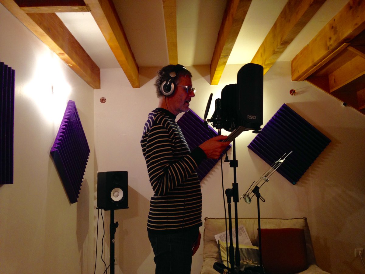 vmcstudios's tweet photo. #GOSPEL #SONG #ARRANGEMENTS #ENREGISTREMENT #MIXAGE #MASTERING #PRODUCTION #MUSICALE #VMCSTUDIOS https://t.co/UydAY95WNN