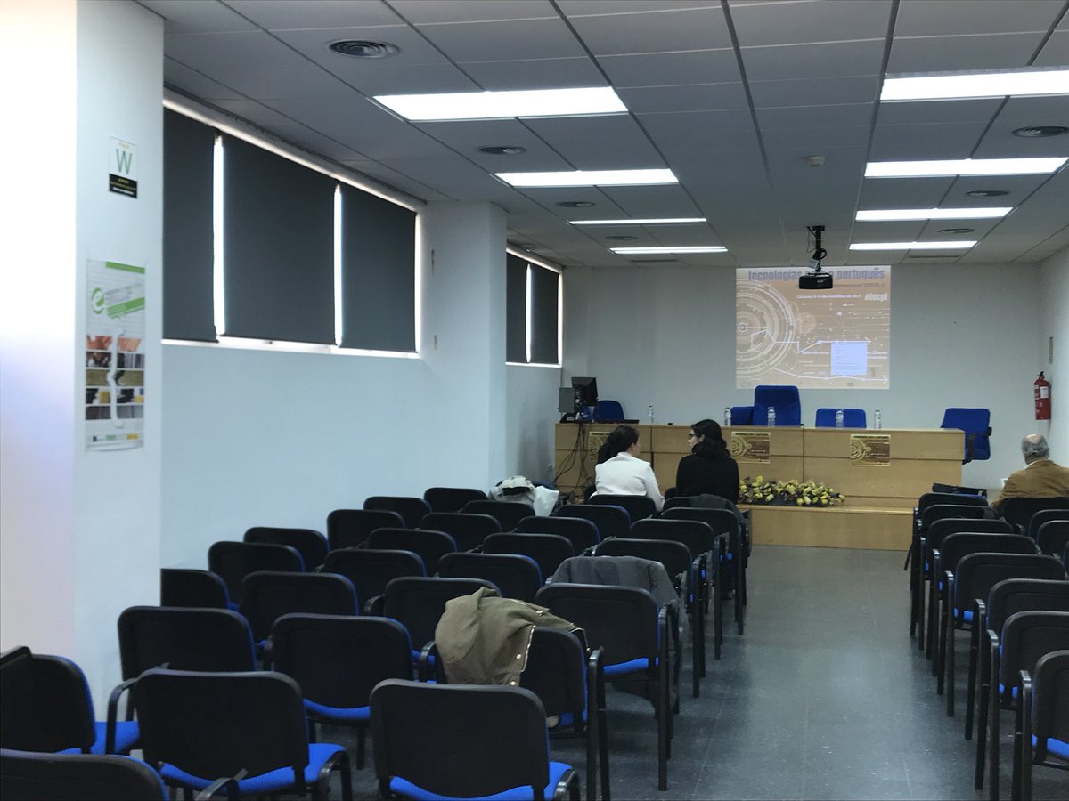 iberisTICs's tweet photo. na recepção do V Congresso Internacional da #SEEPLU #tecpt @agbenito @teacherinside @comarosverdes @Patrimg7 @infouex @UexBiblioteca https://t.co/5gaBiAWyCd