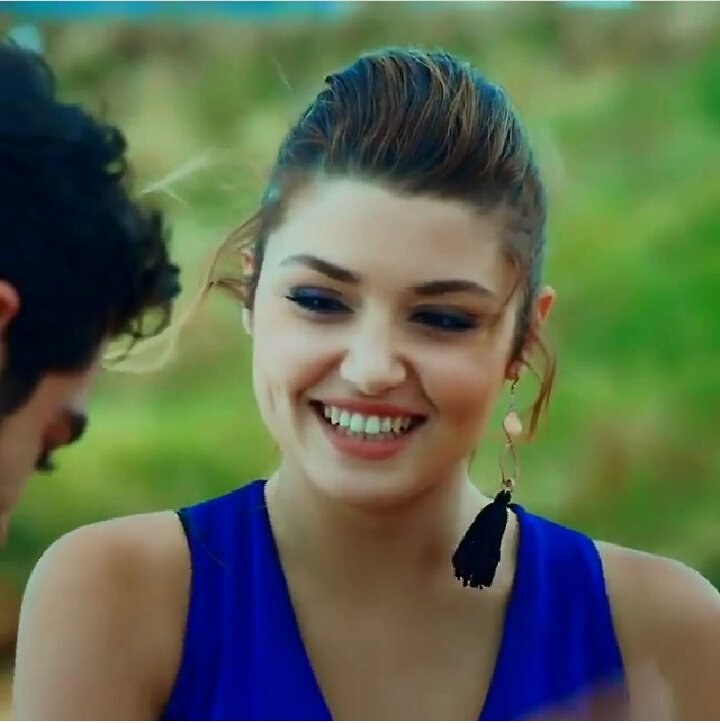 11HandeErcel's tweet photo. #HandeErcel 😽😻
O woman who holds the age in her hands I asked you not to leave me https://t.co/xIjN8T826U