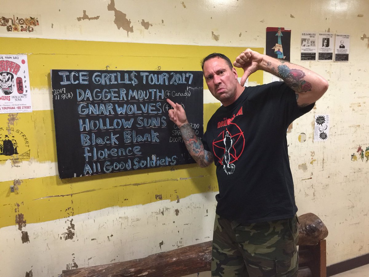 今夜は横浜BB STREEETでお待ちしてます！
18:30- Black Blank
19:05- All Good Soldiers
19:40- florence
20:20- HOLLOW SUNS
21:00- GNARWOLVES
21:50- DAGGERMOUTH