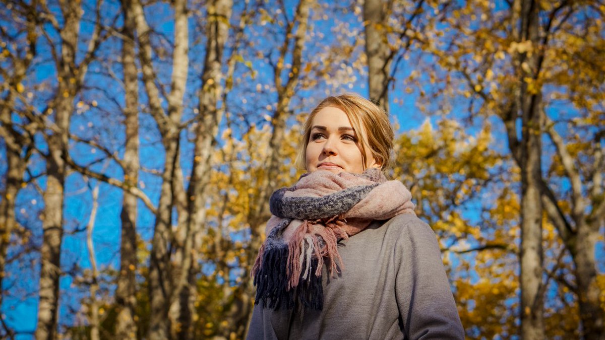 krisomase's tweet photo. Kristīne Šomase izdod savu otro dziesmu "Pāri visam" no gaidāmā pirmā solo albuma https://t.co/KebM5X4jV7 https://t.co/Z8MhZqj3rg