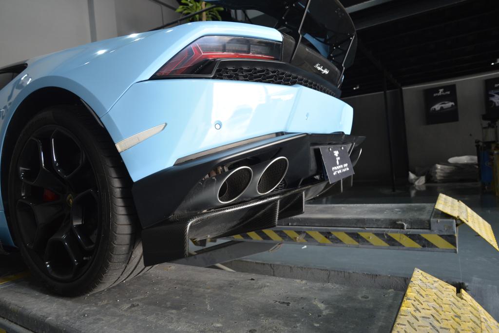 cartuningNicole's tweet photo. DMC Style #Carbon Fiber Rear #Diffuser for #Lamborghini #Huracan #LP600 #LP610 Coupe 2-Door 14-17 https://t.co/ESq6ieVjfN
