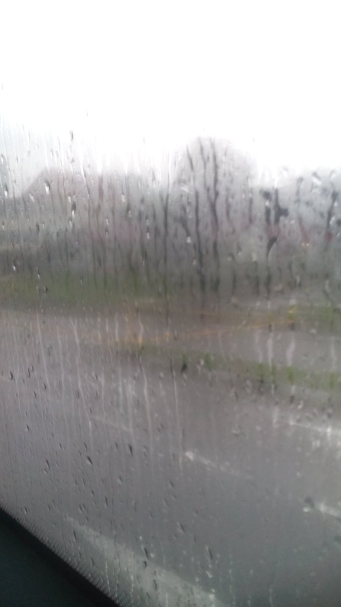 ITECollegeWest's tweet photo. Otw to ITE College East! Rainy day makes me sleepy though.

#itecw #itece #ite #rainyday #sleepy https://t.co/ptVGjO7TTK