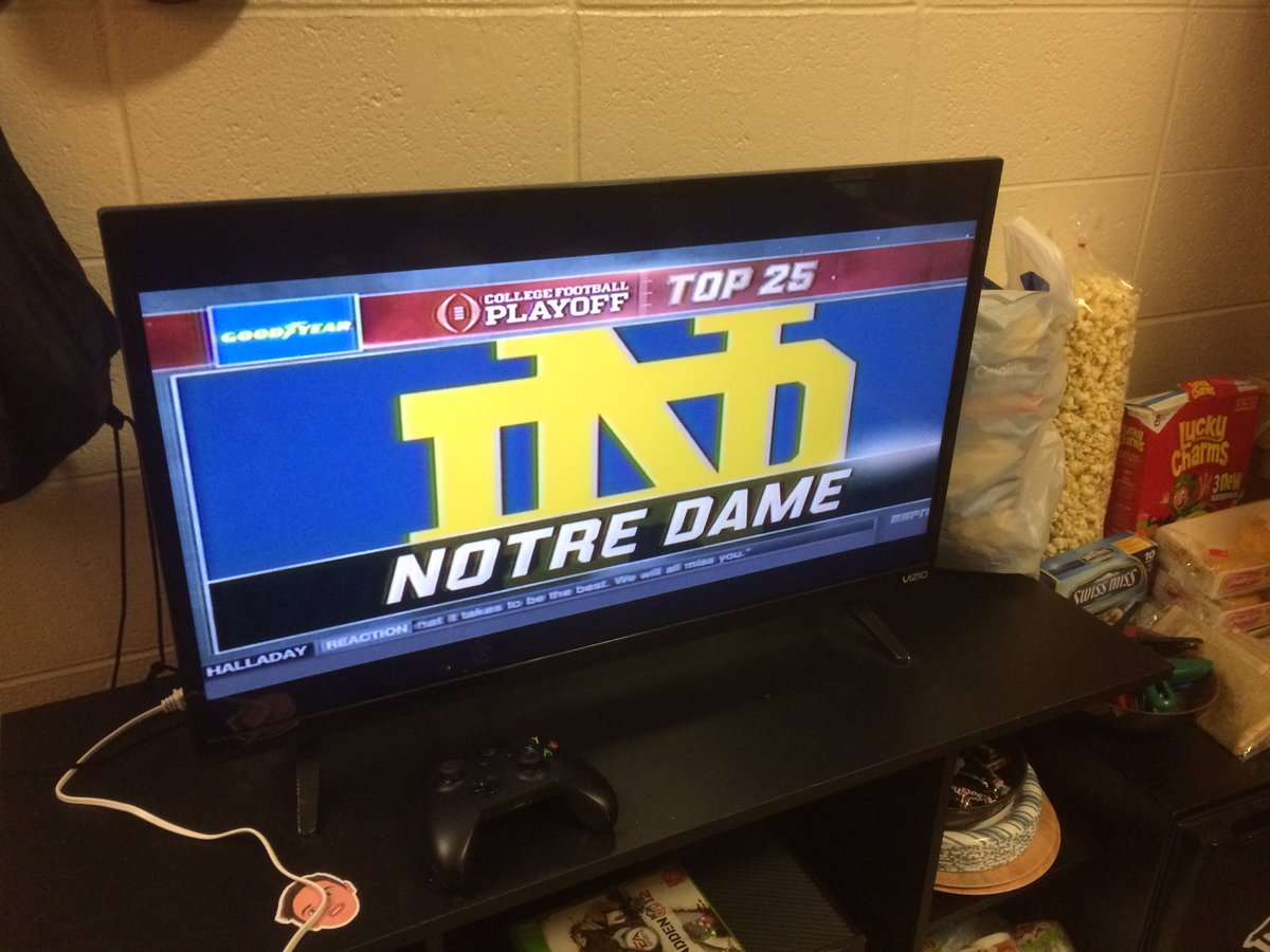t_ginn's tweet photo. @NDFootball IS IN-we beat Wake Forest 48-37 this past week and we now head into a primetime showdown with Miami on Saturday-it doesn't get any better than this!!!!!!!! #CFPTop4 #PlayoffBound #NDvsMIA #GoIrish #BeatCanes #CatholicsvsConvicts #33Trucking #ND2021 ππππββββ https://t.co/gbTTxrJsoi