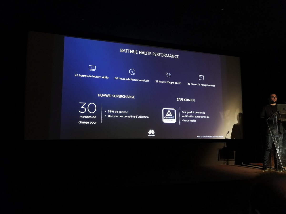 Moovely's tweet photo. De vraies caractéristiques haut de gamme pour le #Huawei #MatePro10 :
Certif IP67, écran OLED 6 pouces, proc KIRIN 970, batterie 4000 mah... #IAmWhatIDo https://t.co/gS4UBMq6hG