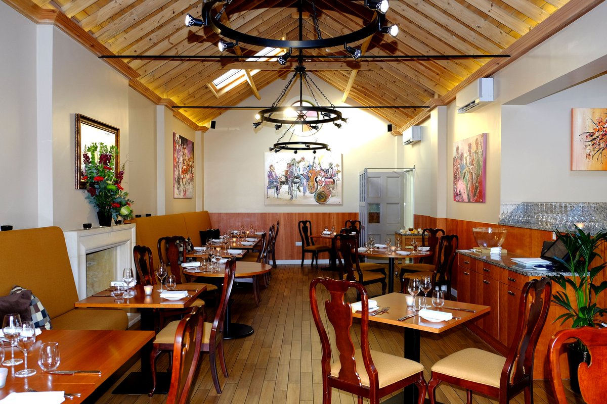 SquareMeal's tweet image. .@HaywardsRestaur is teaming up with @RubinoKitchen on 17 Nov to celebrate their inclusion in cookbook #EssexFeast goo.gl/YBWKkX