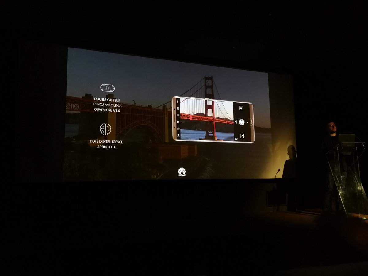 Moovely's tweet photo. Fer de lance du téléphone, l'appareil photo en partenariat avec @LeicaCameraFR et une IA qui reconnaît les différents types de prises de vue #MatePro10 #Huawei #DontFollowLead https://t.co/p5JkitSkAz