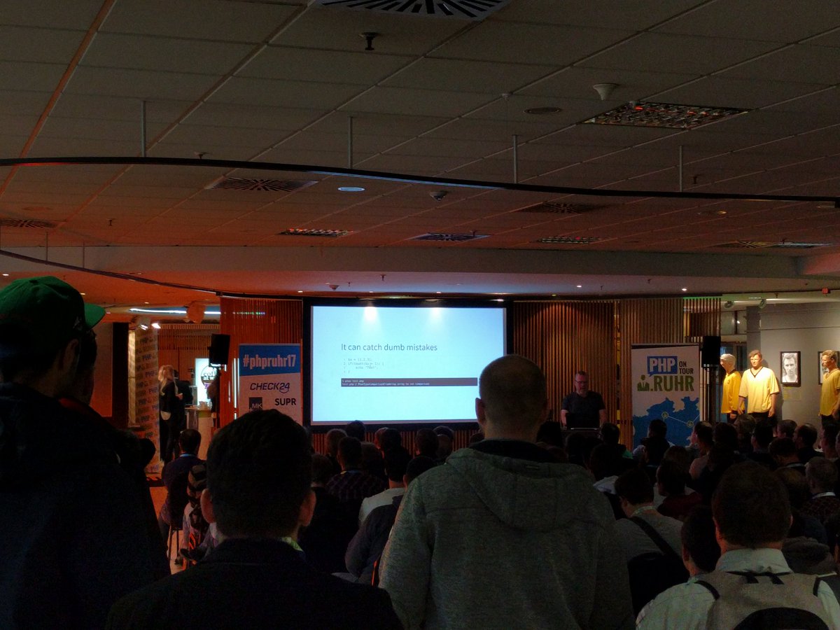 MisterZett's tweet image. Das eCommerce Kompetenzteam der @ConcardisDE freut sich auf einen tollen Tag auf der #phpruhr17 in Dortmund!