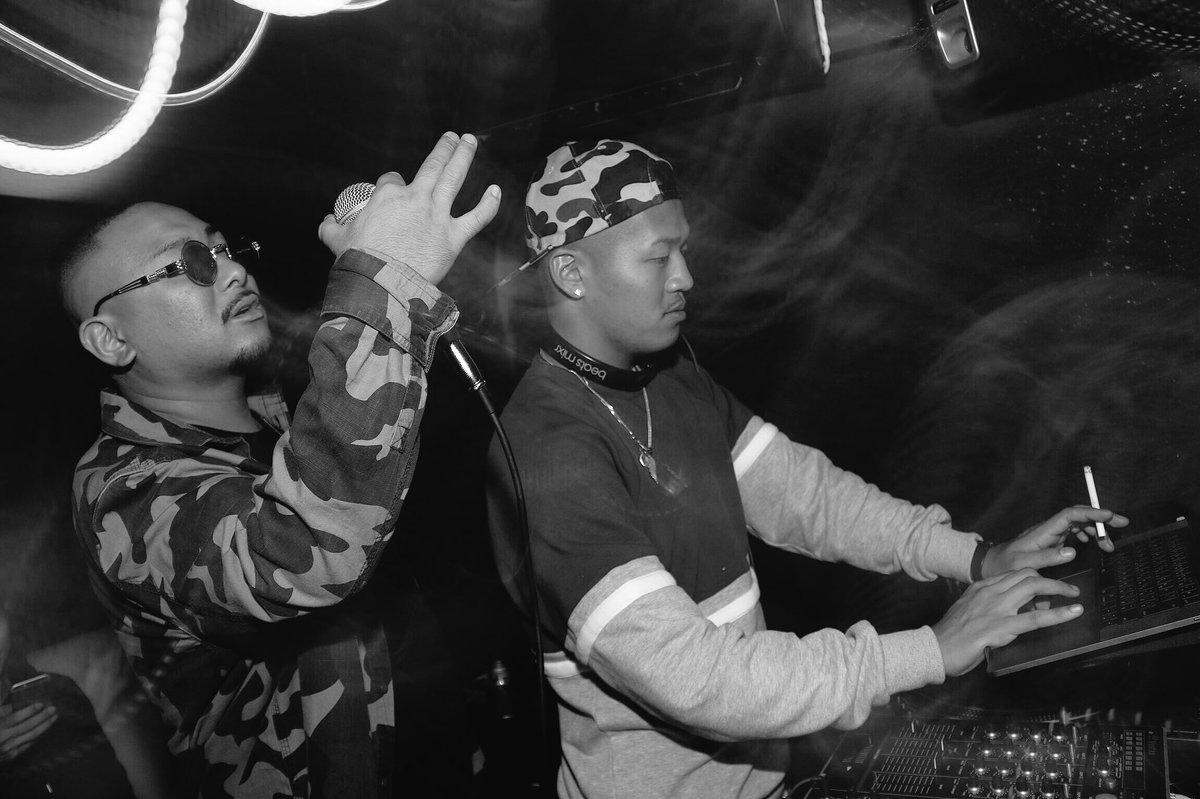 11.11 This Saturday #Monochrome
at 名古屋Flex Lounge 🍁 
S/o <a href="/dj_michi__/">MICHI</a> <a href="/FLEX_LOUNGE/">FLEX LOUNGE</a> <a href="/djhokuto/">HOKUTO</a> 
DJ RYO-TAと一緒に名古屋です！是非