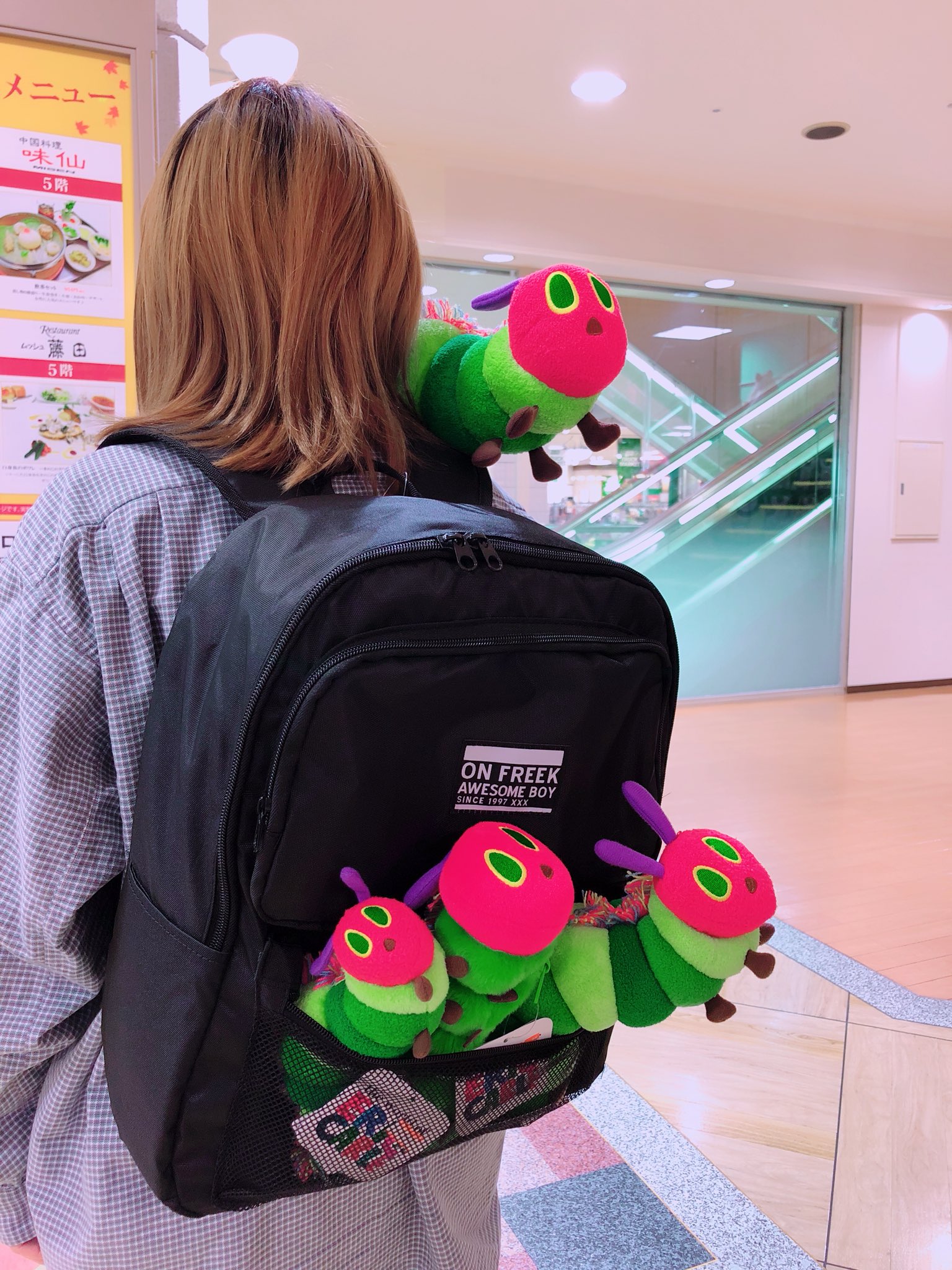 ヴィレッジヴァンガード徳島クレメント 今流行りの韓国リュック入荷しましたー 原宿系 ヲタ系 アイドル系 腹ぺこ系なんでもかわいくなっちゃいます 2900の激安アイテムなので 売り切れする前にぜひゲットしてください T Co