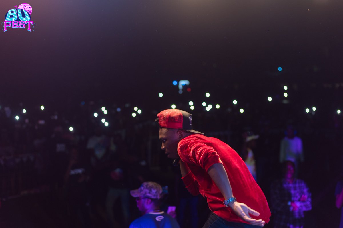 PhemieFlash_'s tweet photo. @IamMayorKun thrilling his fans @ @bufest2017 https://t.co/7RFJq6TDo3
