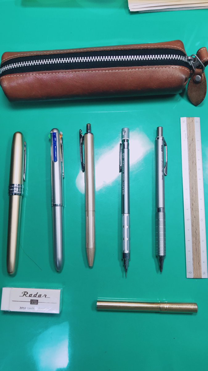 今の筆箱です！