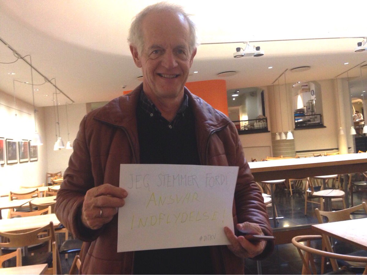 Think_Rights's tweet photo. "Jeg stemmer fordi jeg har et demokratisk ansvar og fordi jeg vil have indflydelse." - Anders Jerichow, journalist på @politiken og formand for @HumanityActDK #kv17 

Hvorfor stemmer du? Del det under #ditkv! https://t.co/xwVxk6U90g