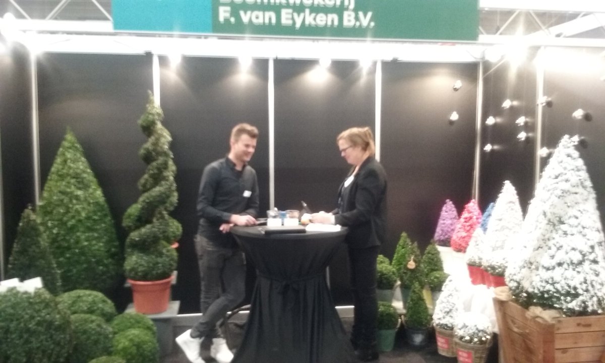 Weer kwalitatief mooie Buxus bij <a href="/vaneykenbuxus/">@fvaneykenbuxus</a>