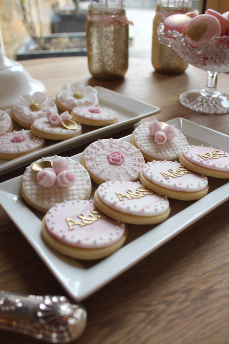 Designer Cake Co tweet media