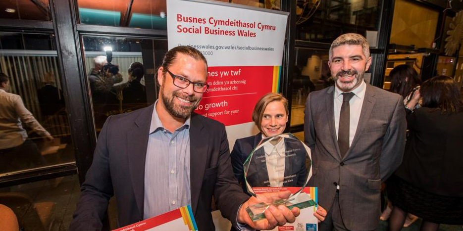 tempo_tweets's tweet image. Delighted to discover that we have been shortlisted for the SEUK Awards - in the health &amp;amp; social care category! #socialprescribing #recovery #community  goo.gl/SvTBqZ