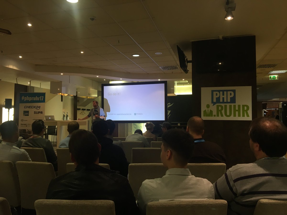 MisterZett's tweet image. Interessanter Vortrag von @TimSchu auf der #phpruhr17 ! Gründen für die Leidenschaft, macht Lust auf mehr!