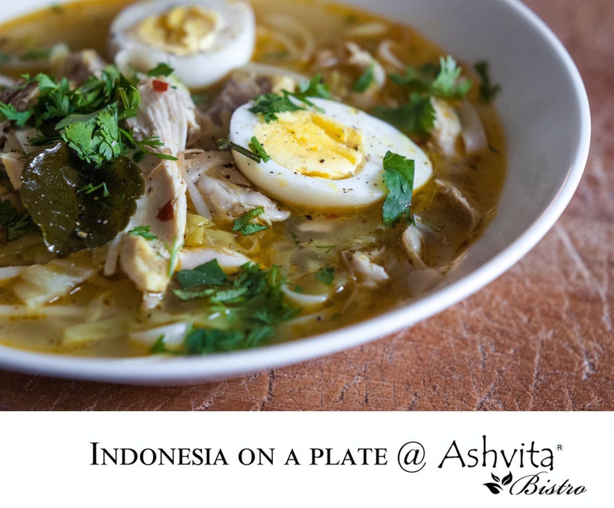 Indonesian Food Pop-Up @ Ashvita! Soto Ayam is a yellow spicy chicken soup with compressed rice that is then cut into small cakes or noodles, commonly found in Indonesia! #Ashvita #AshvitabIstro #Indonesian #FoodPopUp #CallingAllFoodies