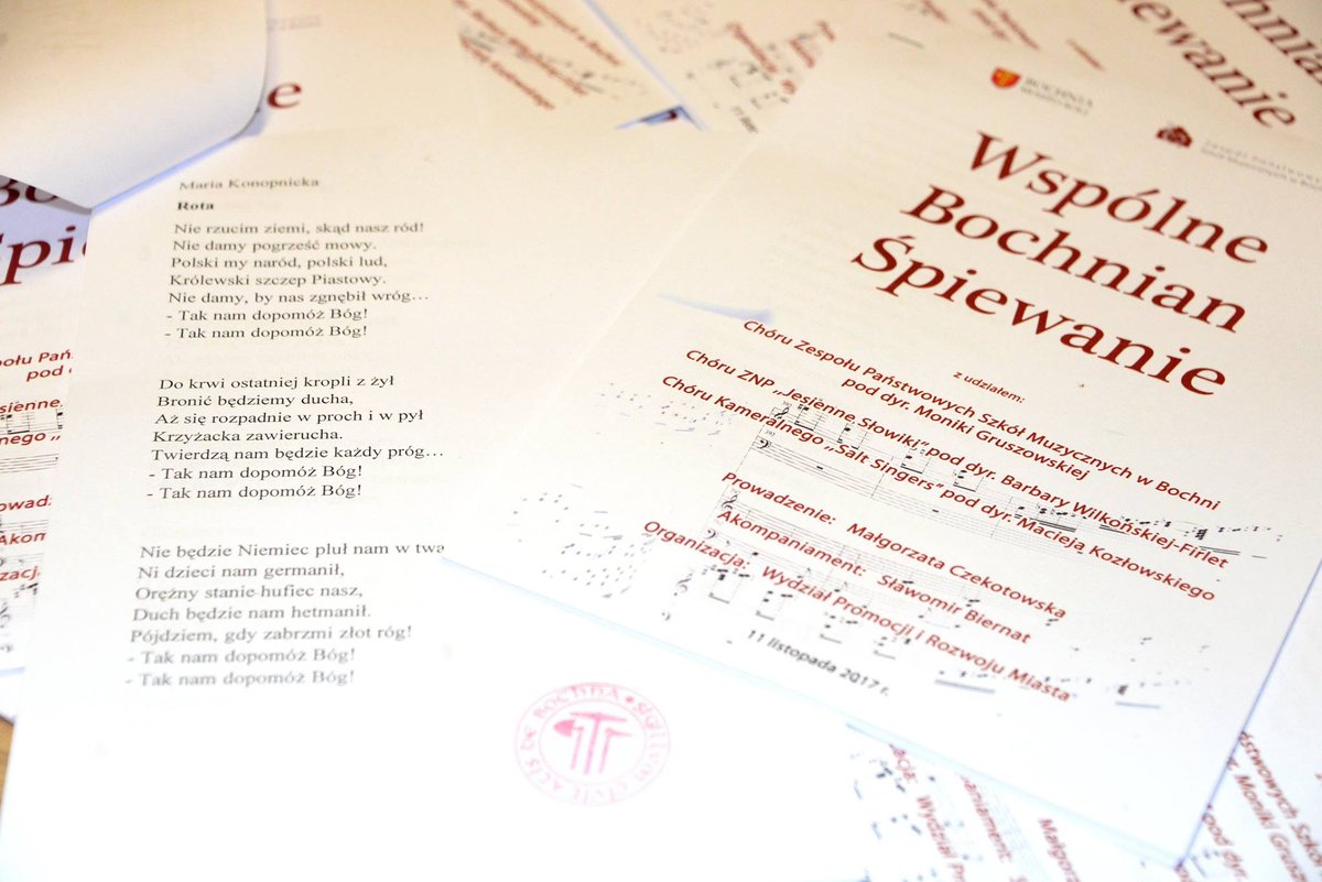 Urząd Miasta Bochnia wraz z Zespołem Szkół Muzycznych serdecznie zapraszają na „Wspólne Bochnian Śpiewanie”, które odbędzie się 11 listopada o godzinie 16.00 w sali koncertowej szkoły muzycznej 🇵🇱🎵🎼🎶😃

Pełny program obchodów Święta Niepodległości: bit.ly/2Ao8HLg