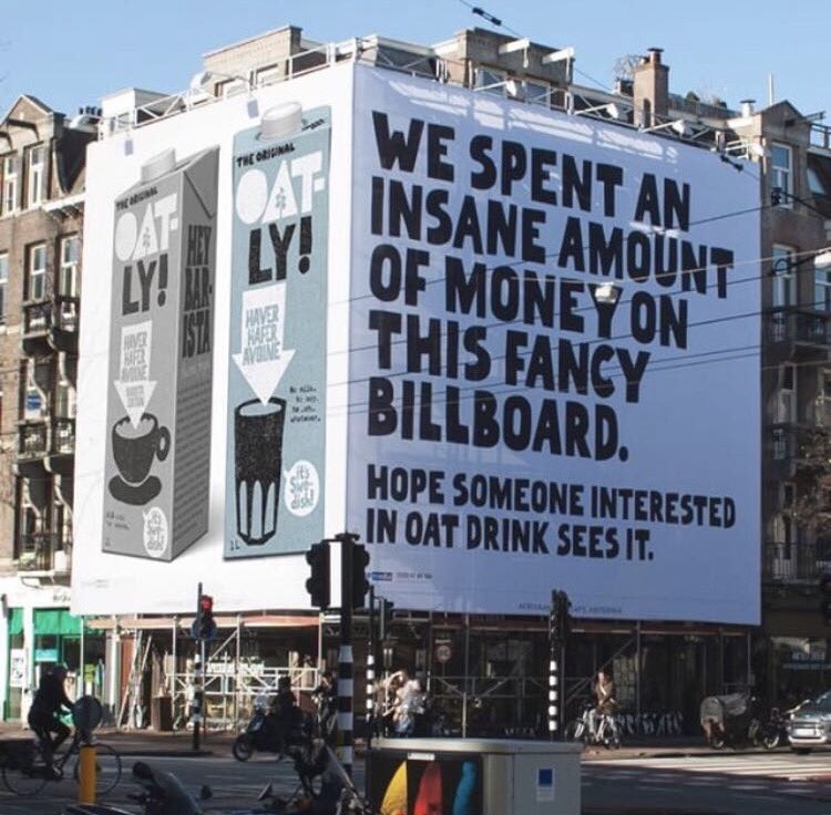 Heel, héél lekker bezig <a href="/OatlyAB/">AB Oatly</a>! 💪🏻 #advertising #smart #Oatly