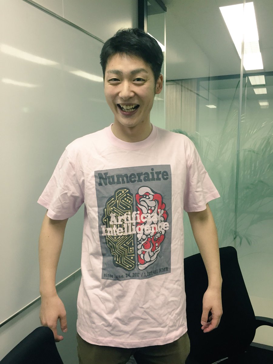 Yoriko Beal ヨリコ En Twitter え このtシャツしわしわ ライブ放送準備中です T Co Hl8cqa5ocl Twitter