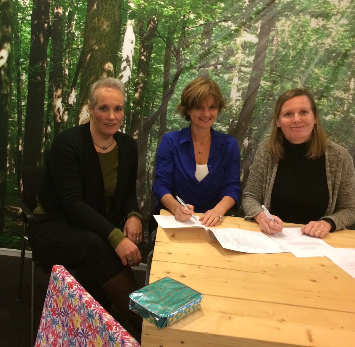 #shloost #sheerenloo #academievanzelfstandigheid #avzZutphen ondertekening overeenkomst, opening 16/ 11 Zutphen