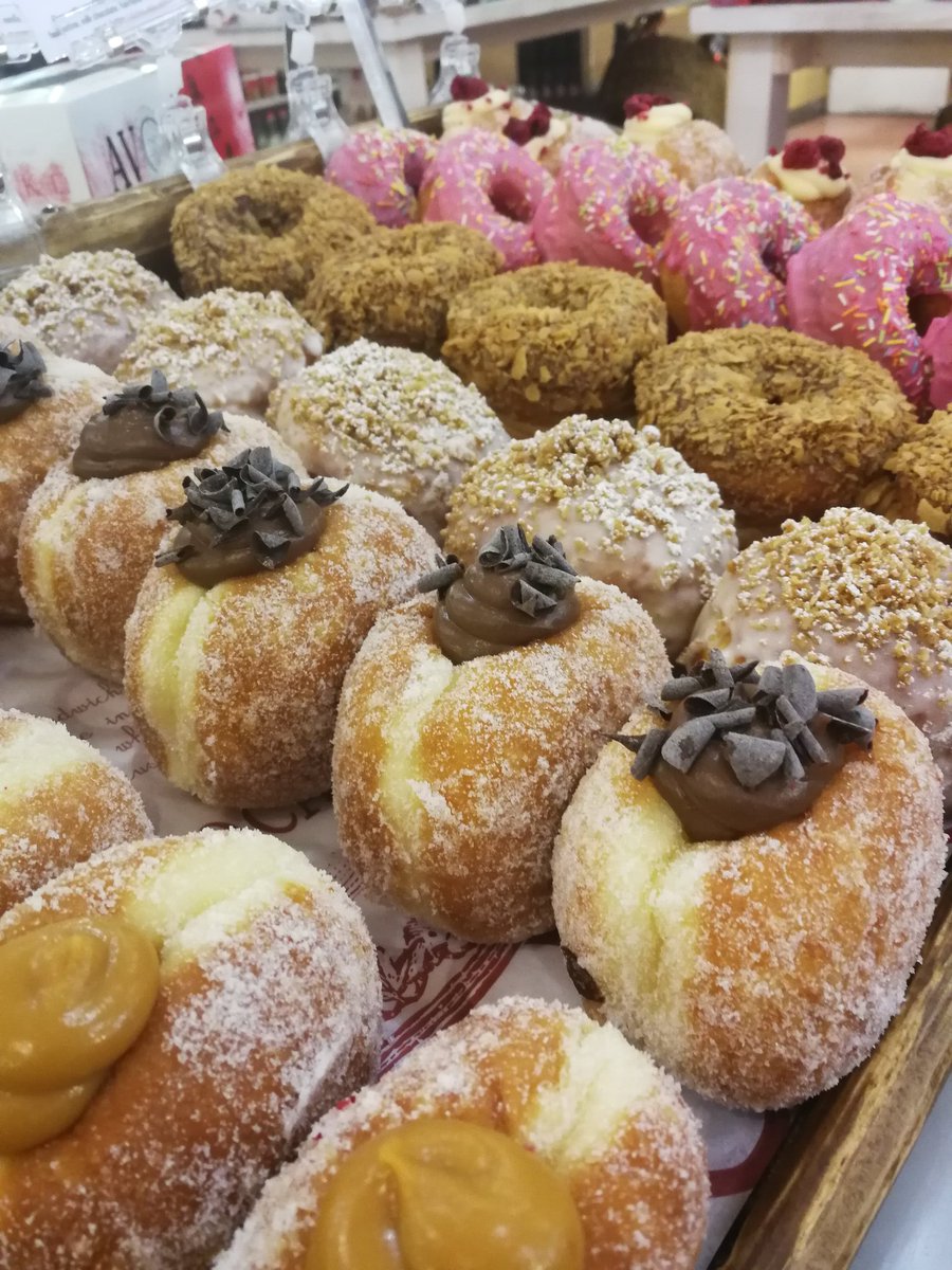 Hooktblackrock's tweet photo. Today's☕🍩📍
📍 #15WicklowStreet Dublin 2
📍 #Merrion Square D2
📍 @avocaireland #Rathcoole #Monkstown #killmac #Dunboyne
📍 @dollardandco #wellington #quay https://t.co/iwNfFD9K4B