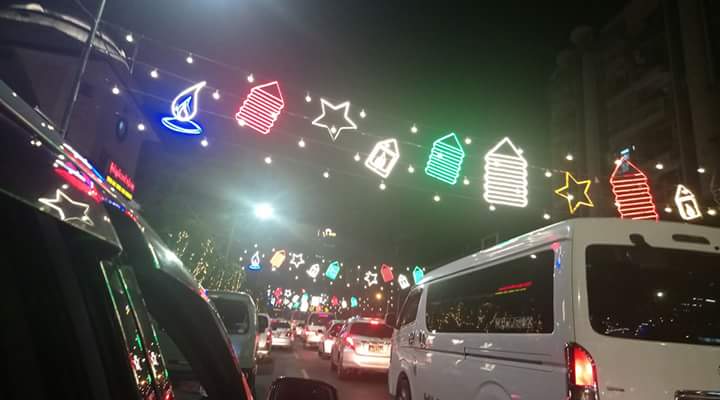 PlanBurma's tweet photo. Happy DaSaungDaing Festival! Night Lights deco in #Yangon (#Rangoon) #Myanmar (#Burma) 
Pic by: 7 November 2017 [#ThePLANmembers, #LEIMO:
Northern Shan State, Lashio, Daw KMM] https://t.co/CLNpjDAB8E