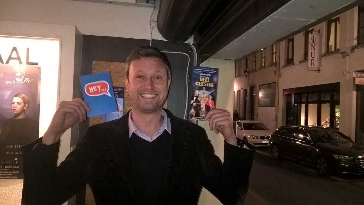 Steven_Schoovae's tweet photo. @Userfull_IT @JanBuermans En daar hoort natuurlijk altijd een klein beetje onnozel gedoe bij ;o). #zaligeAvond #bangelijkeshow @JanBuermans @Userfull_IT https://t.co/ZRi33G8btj