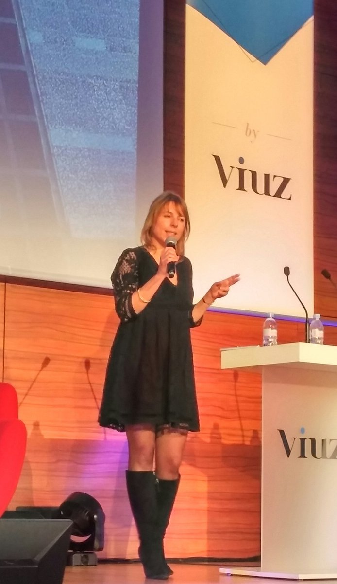 Viuzfr's tweet photo. Les usages #video #mobile #social facilitent la création de contenus #live :
Anne de Kinkelin @deKinkelinAnne Directrice @LeParisienTV explore mille usages et autant de stratégies ? #NewMedia #remix2017 #viuz https://t.co/L70PUkMDwm